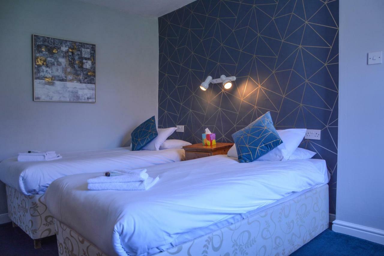 Llanerch Inn لاندريندود ويلز المظهر الخارجي الصورة